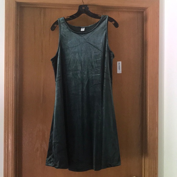 old navy green velvet dress